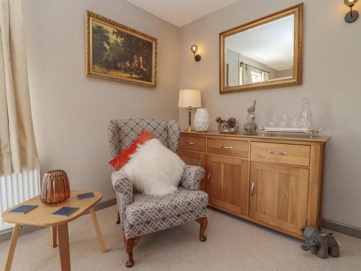 Villa Robellen Corner à Banbury Extérieur photo
